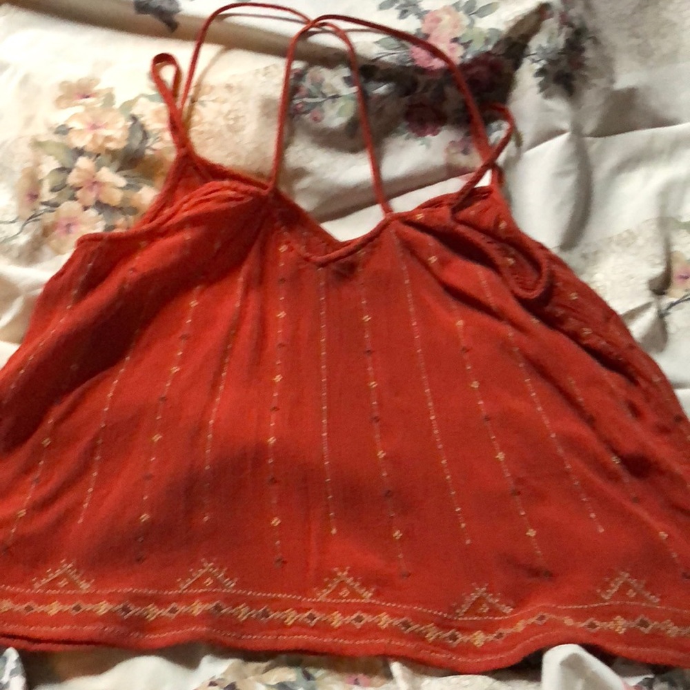 Top - Picture 2 of 2